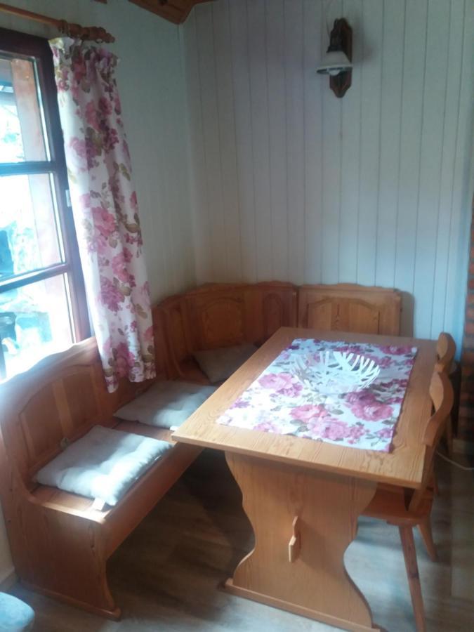 Domek Sara Przytarnia Εξωτερικό φωτογραφία